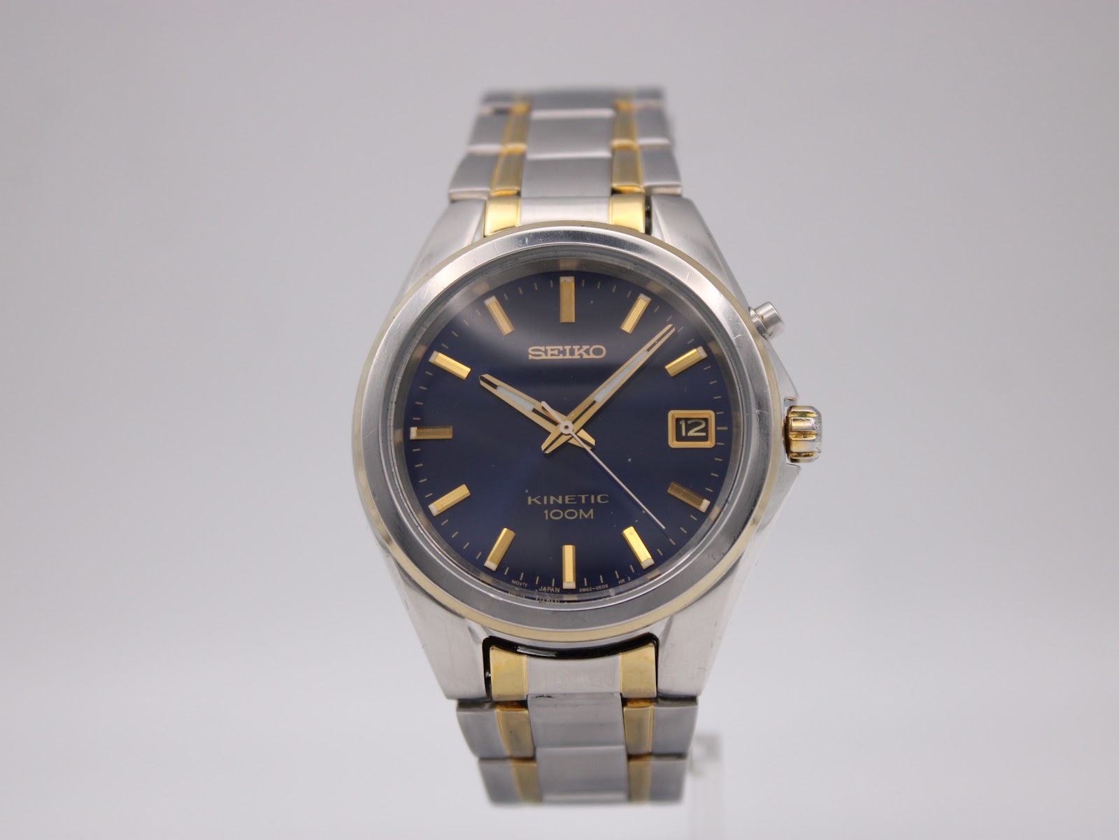 SEIKO 5M62-0D50 — photo 1
