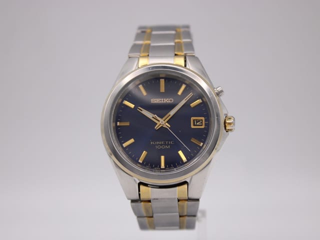 SEIKO 5M62-0D50 — photo 1