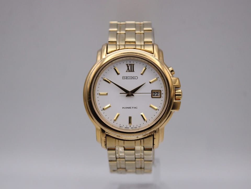 SEIKO 5M62-0B20