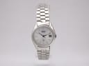 Front face view of the Seiko 8522-0010 ladies' quartz watch with silver dial.