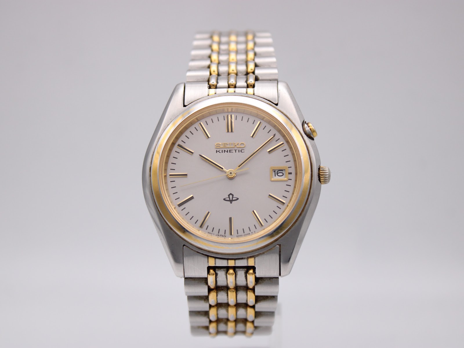 SEIKO 5M42-0B80 — photo 1