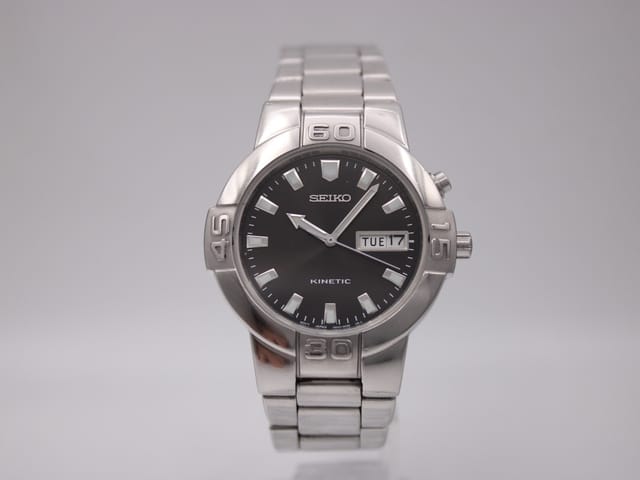 SEIKO 5M43-0E90 — photo 1