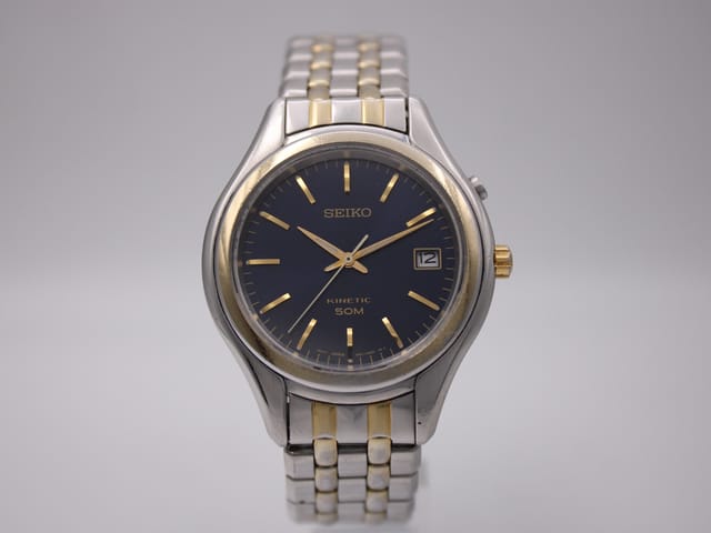 SEIKO 5M62-0AD0 — photo 1