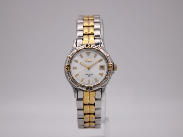 SEIKO 1N82-0261 — photo 1