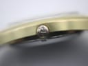 Detailed close-up of the crown, featuring the iconic Roamer 'r' logo.