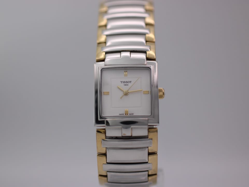 Tissot T051310A