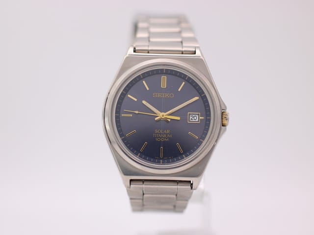 Seiko V145-0AA0