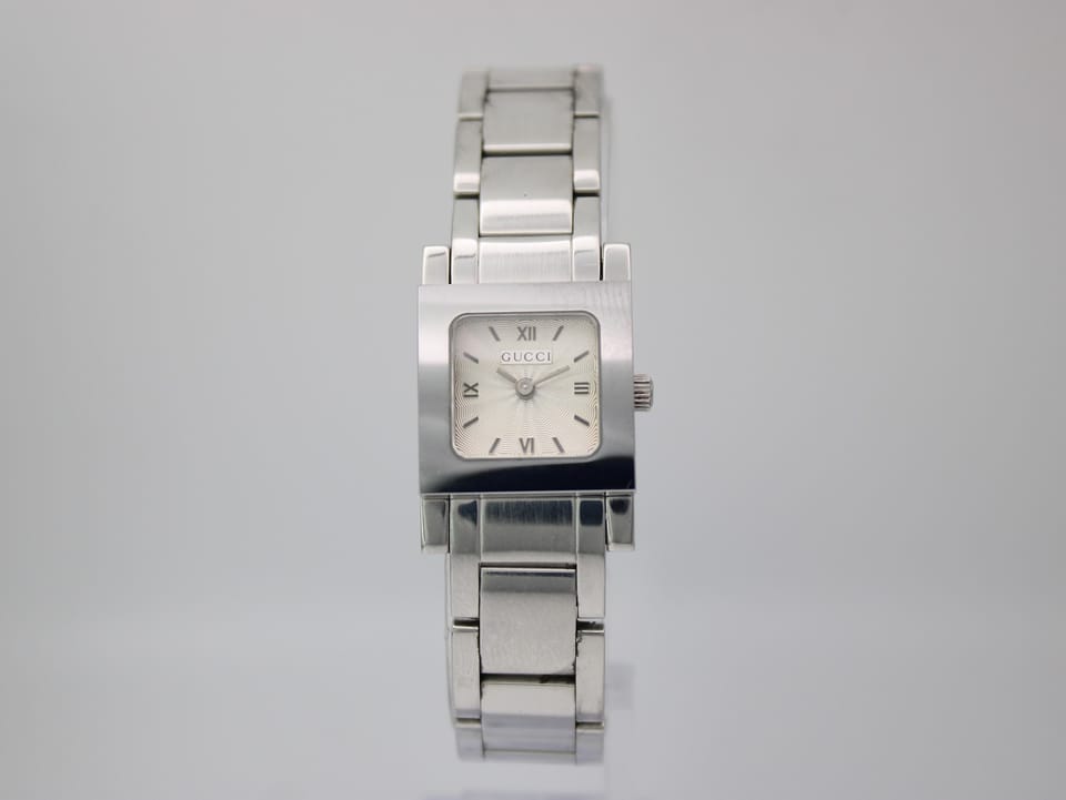 Gucci 7900 P