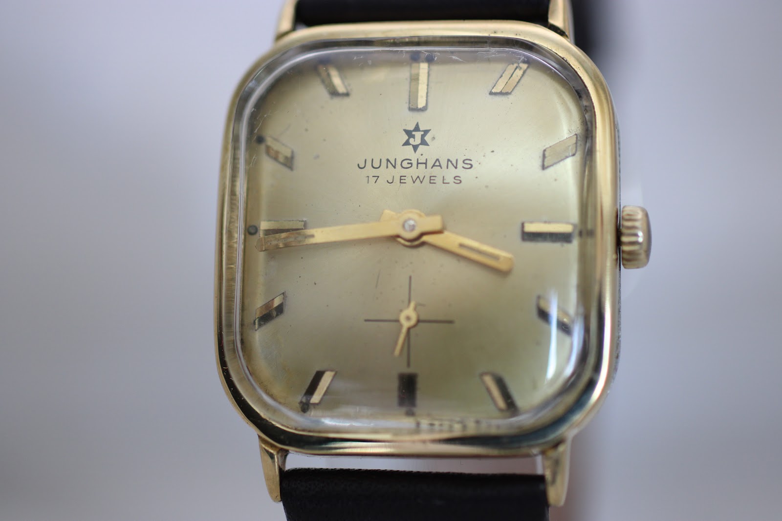 Junghans 17 Jewels Manual Wind — photo 1