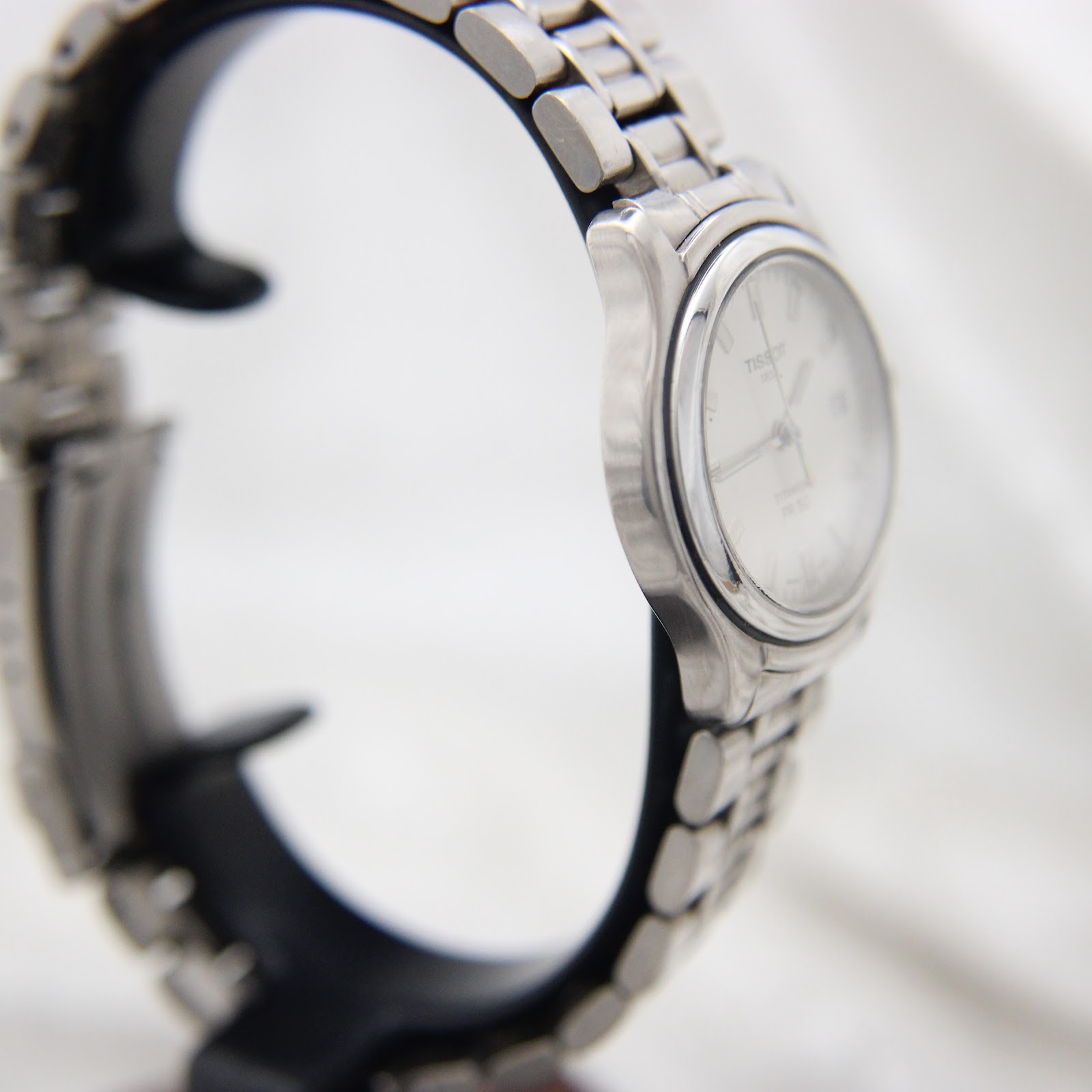 Close-up of the original Tissot titanium bracelet clasp