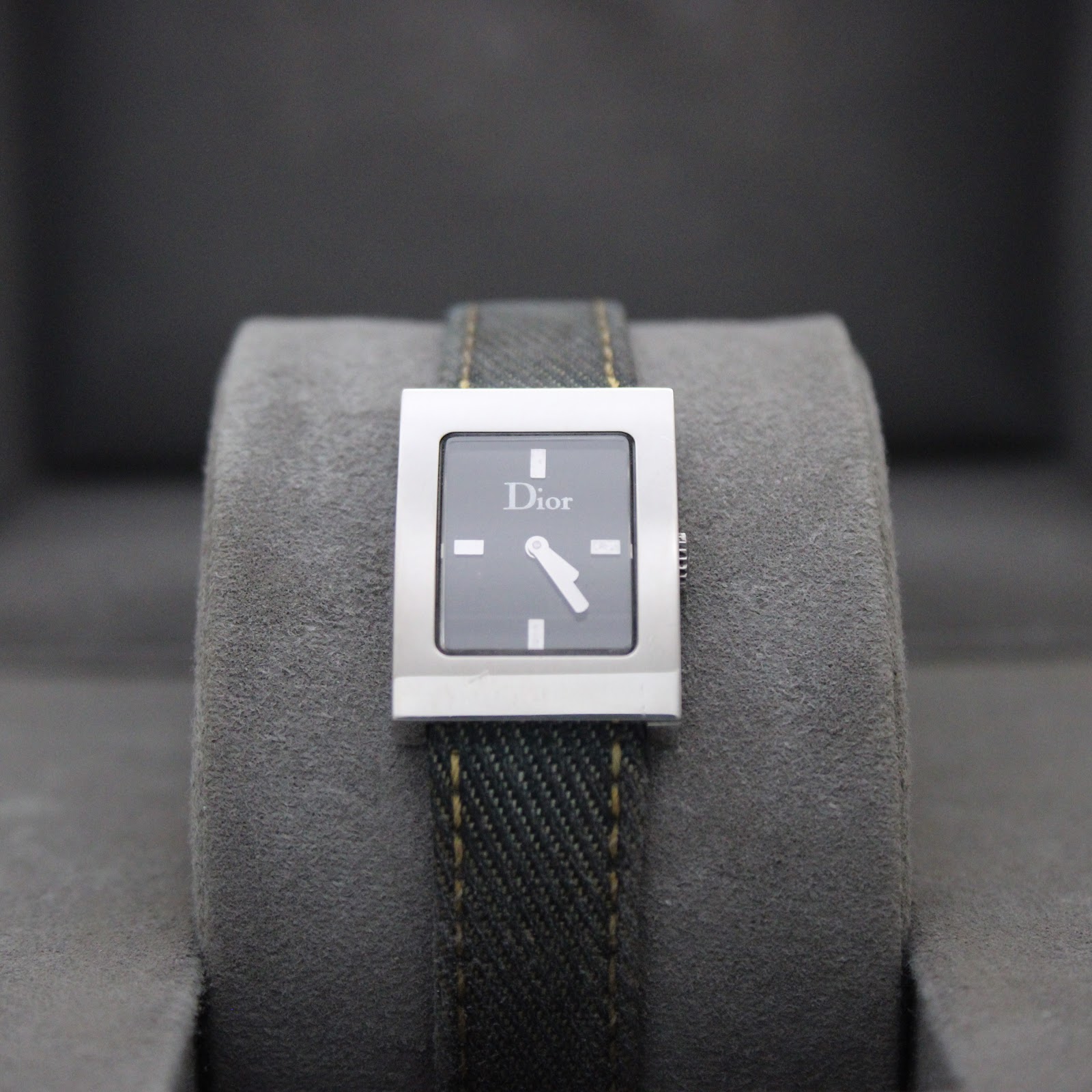 Straight front view of the Dior D78-109 watch face, emphasising the rectangular case and "Dior" logo.
