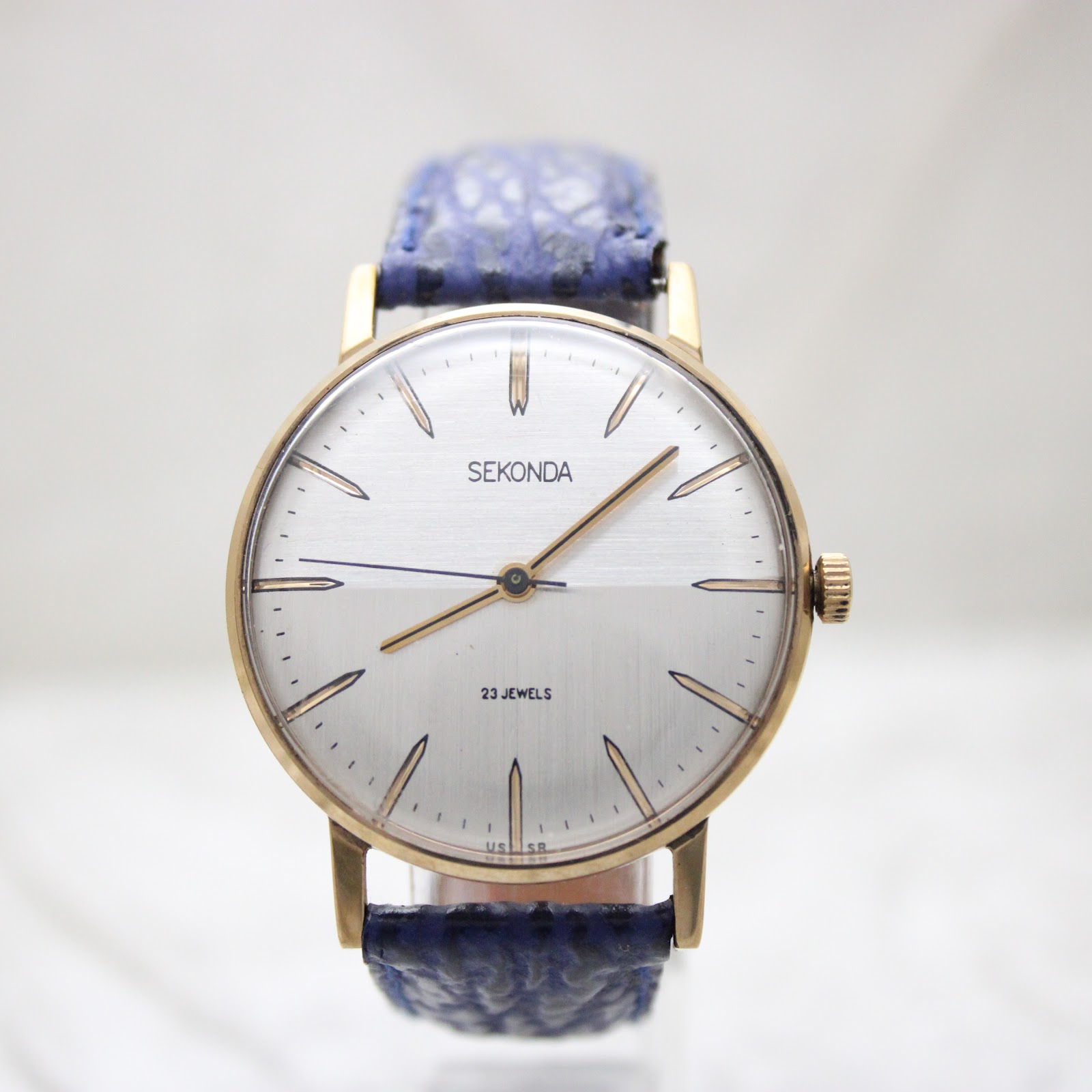 SEKONDA HAND WIND — photo 1