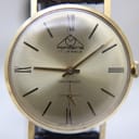 Close-up front view of the Mondaine watch dial, showing 'mondaine 17 jewels' logo, 'INCABLOC', small seconds sub-dial, Roman numerals at quarters, and 'SWISS MADE'.
